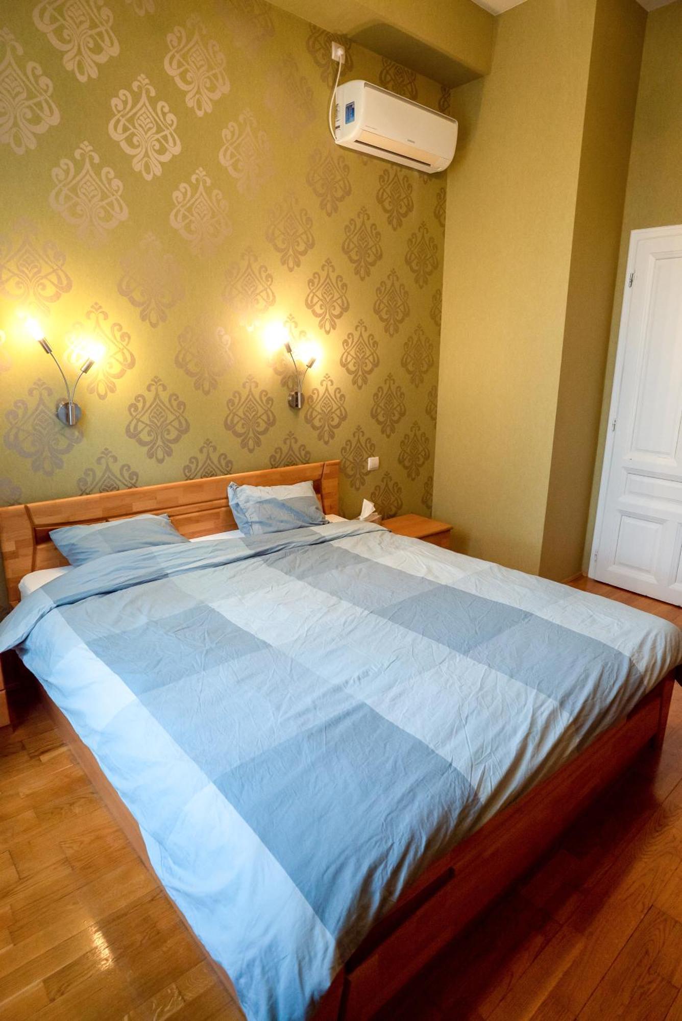 Residence Oasis Győr Buitenkant foto